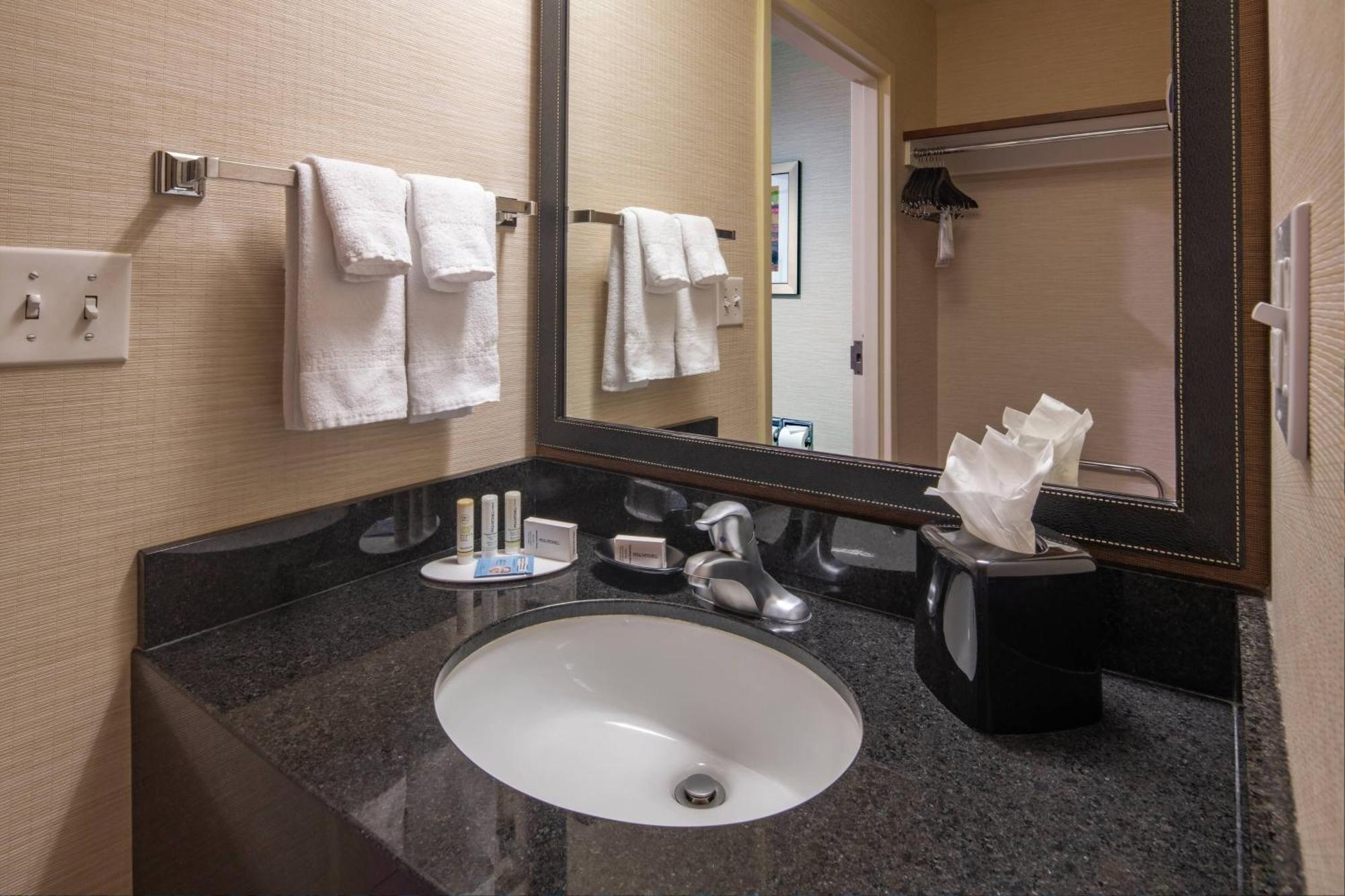 Fairfield Inn Salt Lake City South Мюррей Экстерьер фото