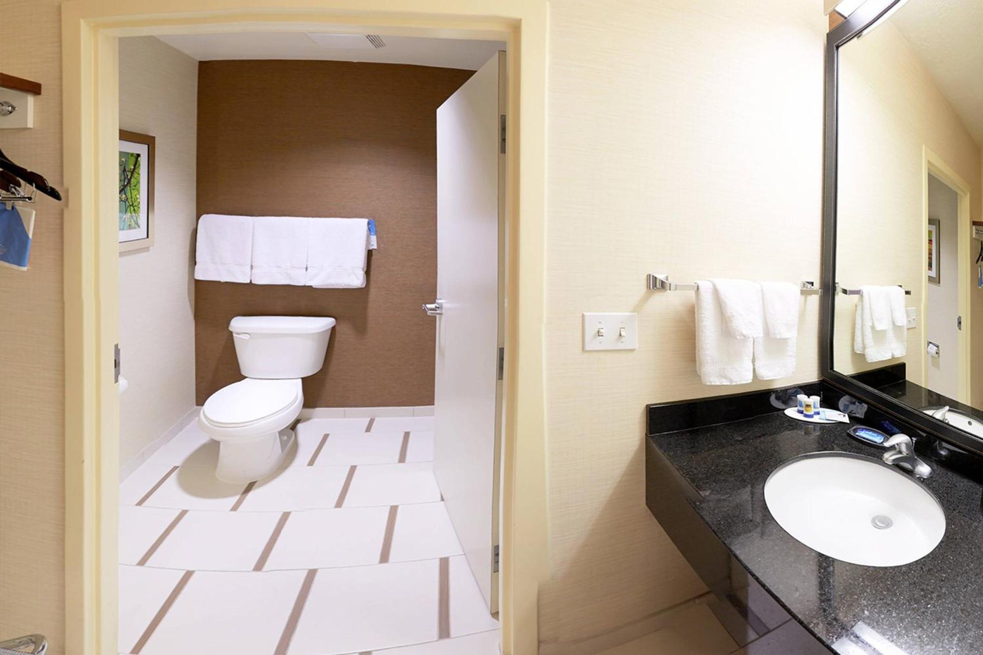 Fairfield Inn Salt Lake City South Мюррей Экстерьер фото